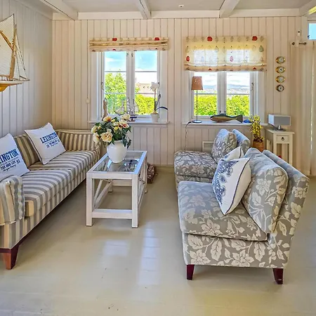 Amazing In With Private Swimming Pool, Be Inside Or Outside * Stabbestad